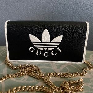 Gucci adidas wallet bag